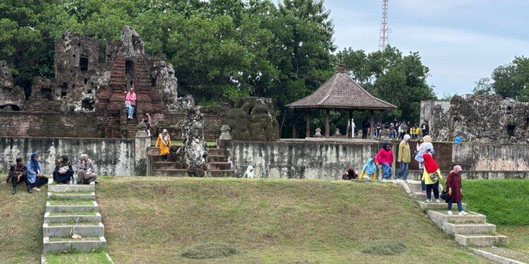 Libur Panjang, Goa Sunyaragi Ramai Dikunjungi Wisatawan