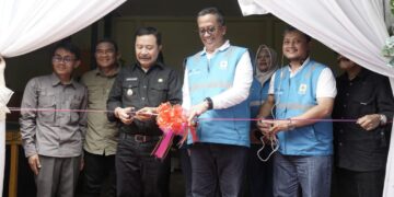 Dukung Asta Cita Ketahanan Pangan, Bupati Garut Resmikan Bantuan Cold Storage dari PLN UID Jabar Untuk Bumdes Motekar