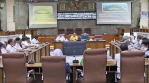 Penatakelolaan Kawasan Stadion Bima Harus Jelas