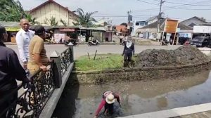 Cegah Banjir, Saluran Sekunder Mertapada Dinormalisasi