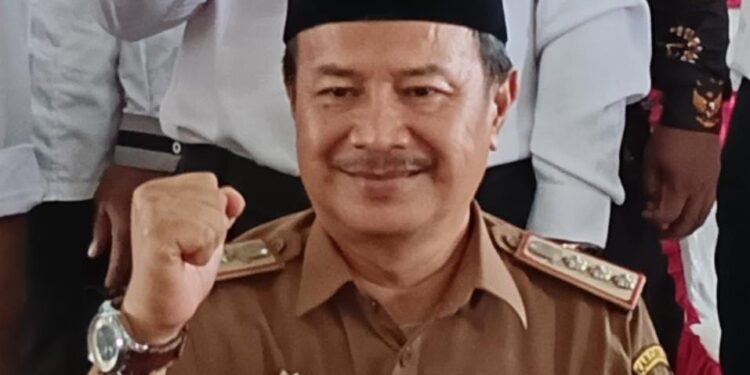 Pemcam Gebang Akan Bangun Tempat Pembuatan Batako dari Sampah Plastik