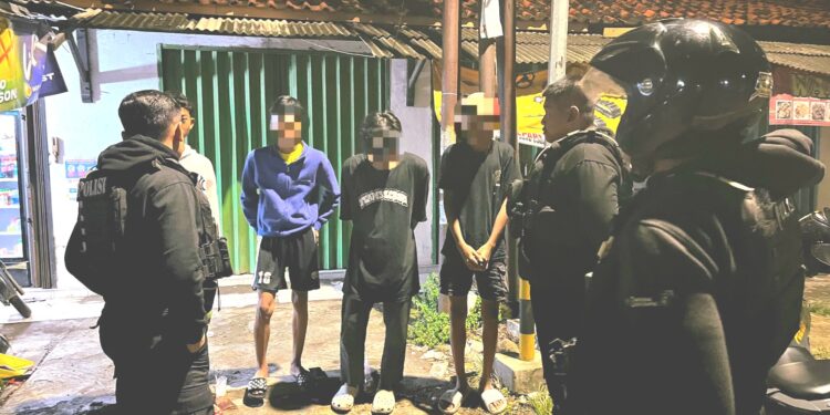 Empat Pelaku Tawuran Geng Konten Panguragan Diamankan Tim Patroli Raimas Macan Kumbang 852