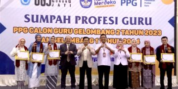 Fakultas Pendidikan dan Sains UGJ Gelar Sumpah Profesi Guru 