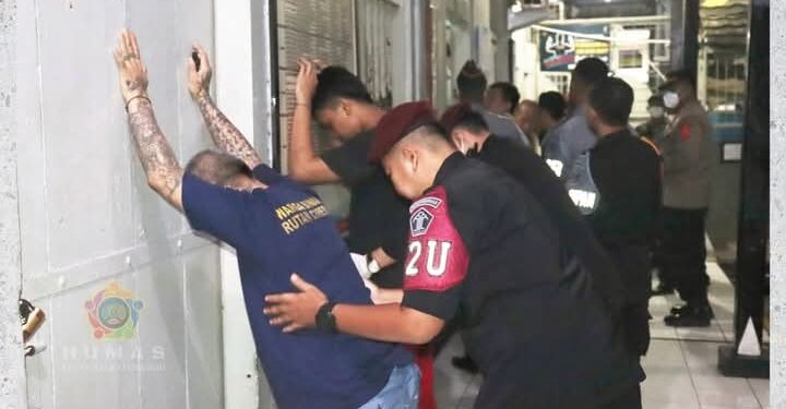 Rutan Cirebon Gelar Razia Kamar Warga Binaan