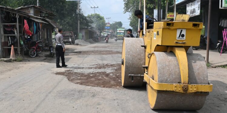 Jelang Arus Mudik dan Balik, Pemkab Cirebon Perbaiki Jalur-jalur Alternatif