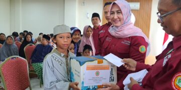 Peringati HUT Ke-51, PPNI Kabupaten Cirebon Berbagi dengan Sesama