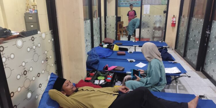 PMI Kabupaten Cirebon Berbagi Berkah di Bulan Ramadan