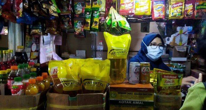 Penjualan MinyaKita di Pasar Cigasong Relatif Stabil
