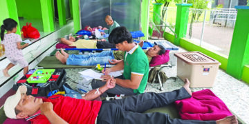 Meski Tengah Berpuasa, Masyarakat Antusias untuk Donor Darah