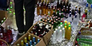 Polresta Cirebon Gerebek Gudang Miras Terbesar di Pabedilan, Ratusan Botol Berhasil Diamankan