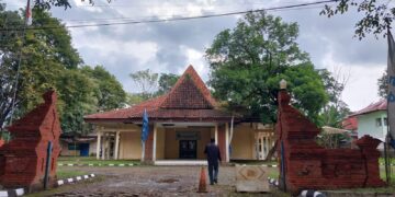 Gedung Pemuda Kondisinya Memprihatinkan