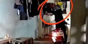 Maling Pakaian Dalam Wanita Terekam CCTV