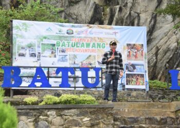Wabup Jigus Resmikan Festival Jeep Adventure Batu Lawang