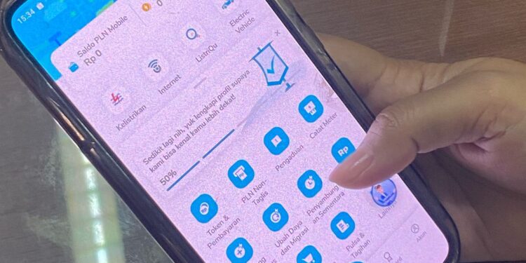 Tanpa Tatap Muka, Lapor Gangguan Kelistrikan Kini Lebih Mudah Lewat PLN Mobile