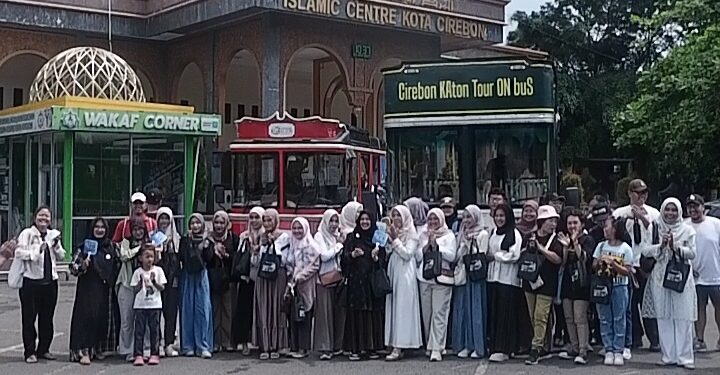 BI Cirebon Ajak Plesiran dengan QRIS, Kunjungi Tempat Legendaris di Cirebon