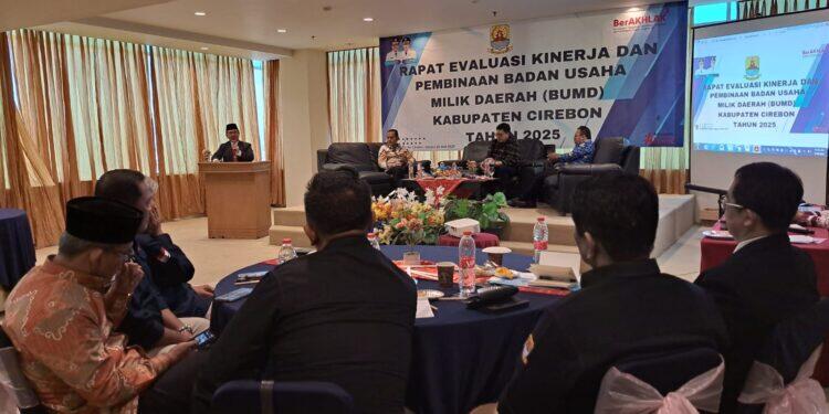 Bupati Minta Investor untuk Gunakan Layanan Air Bersih dari Perumda Air Minum Tirta Jati Kabupaten Cirebon