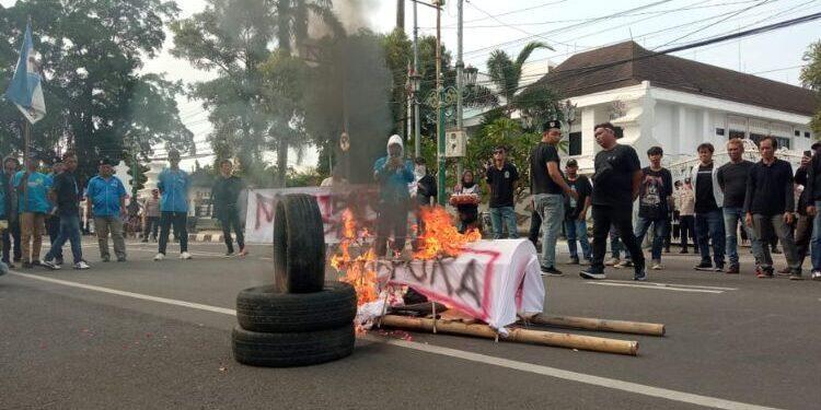 KNPI Tuntut Kadispora Kota Cirebon Dicopot