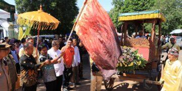 Kirab Haul Pangeran Pulasaren dalam Rangkaian Hari Jadi Cirebon
