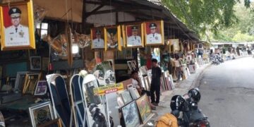 PKL di Sempadan Sungai Sukalila akan Direlokasi ke Pasar Pagi