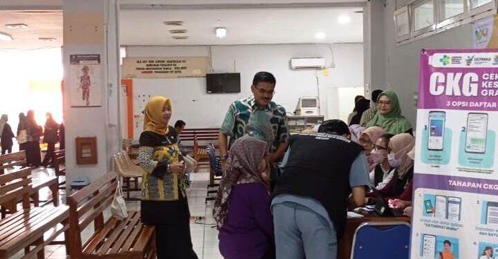 Skrining Kanker Payudara dan Katarak Gratis di RSD Gunung Jati