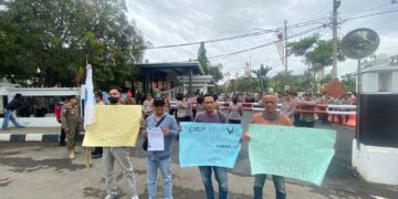 Pemuda di Indramayu Minta Wakil Bupati Dicopot dari Jabatannya