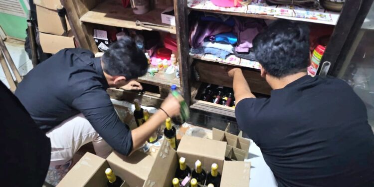 Satresnarkoba Polresta Cirebon Gelar Razia Miras, 145 Botol Diamankan