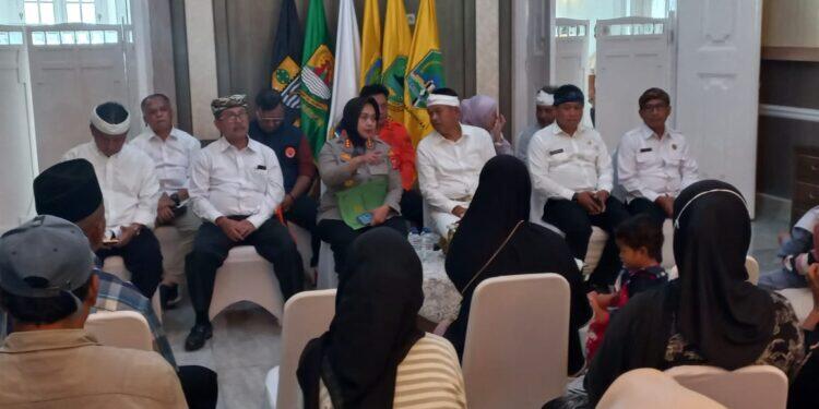 KDM Santuni Korban Tragedi Gunung Kuda