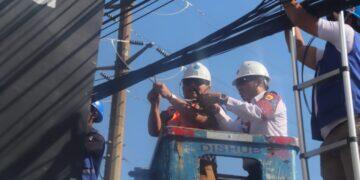 Kabel-kabel Semrawut di Tuparev Ditata