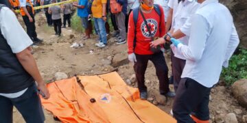 Kakak Beradik Tewas Tertimpa Longsoran Eks Galian C Argasunya