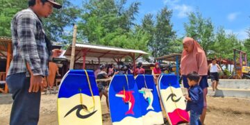 Desa Wisata Pantai Tirta Ayu Raih Penghargaan Green World Award