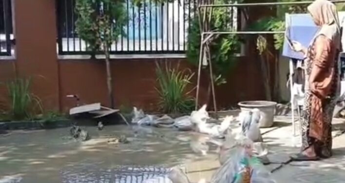 Pembangunan Transmisi Pipa Gas Bumi di Cirebon Picu Kerusakan Rumah Warga