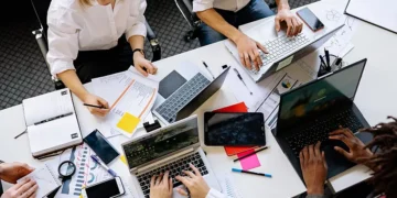 Polandia Akan Memulai Uji Coba Minggu Kerja 4 Hari