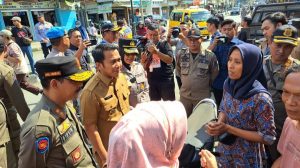 Forkompimda Tertibkan PKL, Parkir Liar dan Gepeng di Kawasan Wisata Batik Trusmi