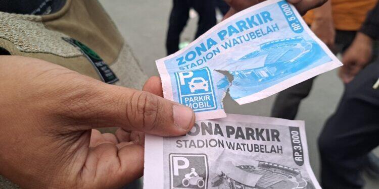 Warga Sebut Tarif Parkir di Stadion Watubelah Tak Wajar, Kadishub Geram