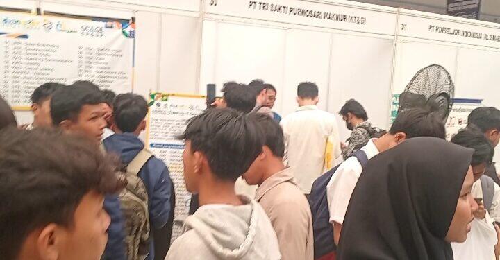 Ketatnya Persaingan Pencari Kerja di Kota Cirebon, 1 Lowongan Kerja Diperebutkan 4 Orang