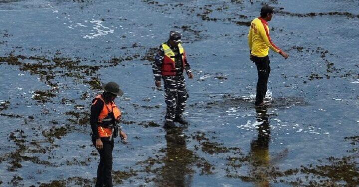 Tim SAR Gabungan Terus Lakukan Pencarian Wisatawan yang Tenggelam di Pantai Sayang Heulang