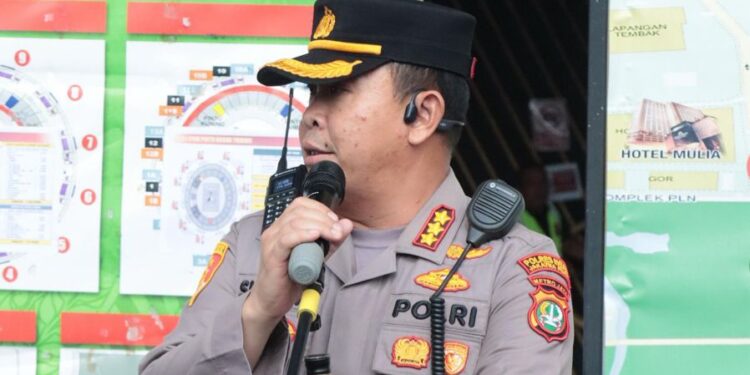 Ribuan Personel Gabungan Amankan Aksi Ojol di Silang Selatan Monas