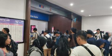KA Argo Bromo Anggrek