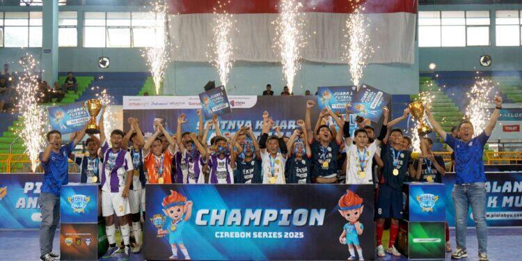 SMKN 1 Kota Cirebon Raih Juara Turnamen Futsal Piala by.U 2025