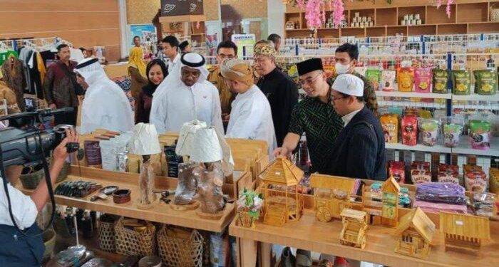 Lebih dari 400 Produk Unggulan Tersedia di Mall UKM Kota Cirebon 