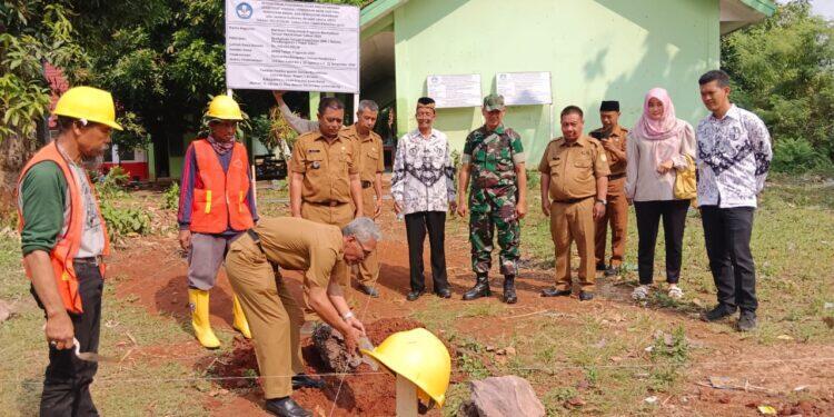Bangunan SDN di Lemahabang Masih Butuh Perhatian, Begini Kondisinya