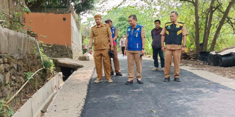 Jalan Penghubung Kota dan Kabupaten Diperbaiki