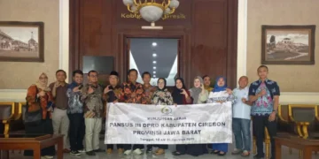 Studi Banding ke Surabaya dan Gresik, Pansus III DPRD Kabupaten Cirebon Perkuat Raperda KTR