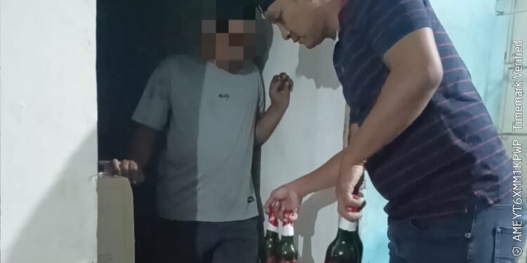 Gelar Razia Pekat, Polresta Cirebon Sita Ratusan Botol Miras