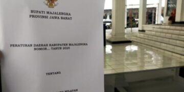 Raperda RTRW Tahun 2025 – 2045 Setebal 293 Halaman, Resmi Diserahkan Bupati Majalengka ke DPRD