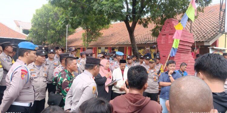 Puluhan Warga Kaliwulu Gelar Demo, Desak Transparansi Pemdes