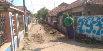 Belasan Ruas Jalan Lingkungan Babakan Gebang Diperbaiki