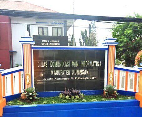 Warga Muncangela Tolak Pembangunan Tower, Diskominfo Kuningan Tegaskan Tak Lagi Berwenang Keluarkan Rekomtek