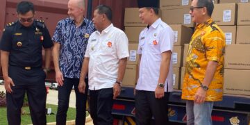 Bupati Majalengka Lepas Ekspor Perdana Produk Sepatu yang Diproduksi PT Can Sports Industrial Indonesia