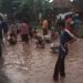 Warga Tegalkarang Tebar Ikan di Jalan Rusak
